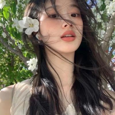 黄阿丽:小眼镜蛇